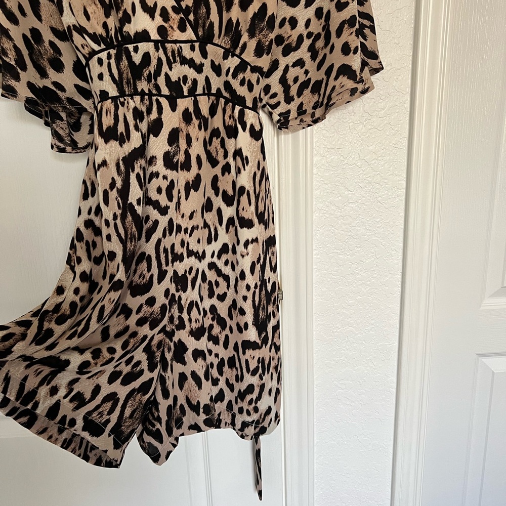 June & Hudson Leopard Print Jumper | Size S - image 3